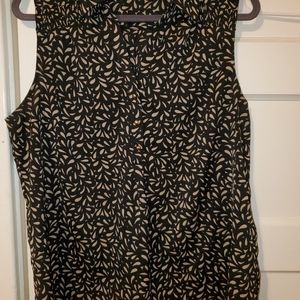 Black and tan sleeveless blouse